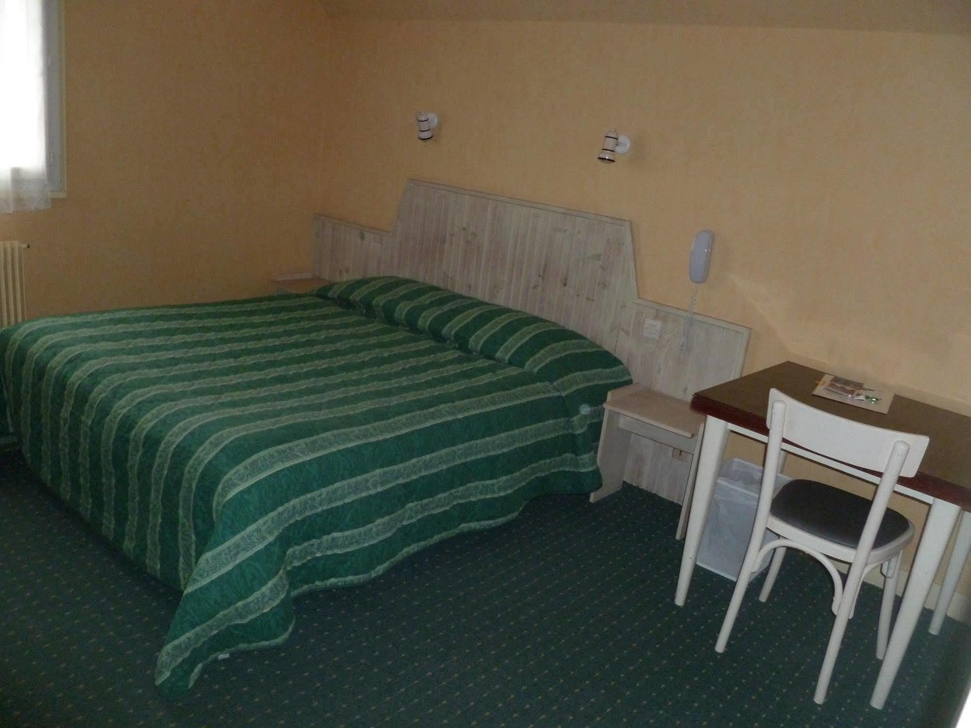 Hotel Rive Sud Chinon Zewnętrze zdjęcie